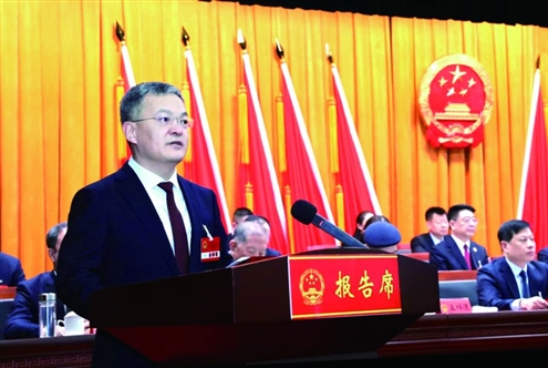 历下区人民政府区长杨福涛作政府工作报告